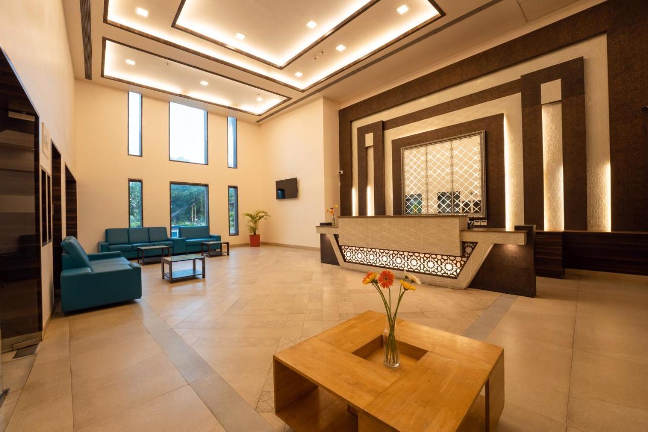 Zone Connect By The Park Parra Goa Hotel Anjuna Exterior foto